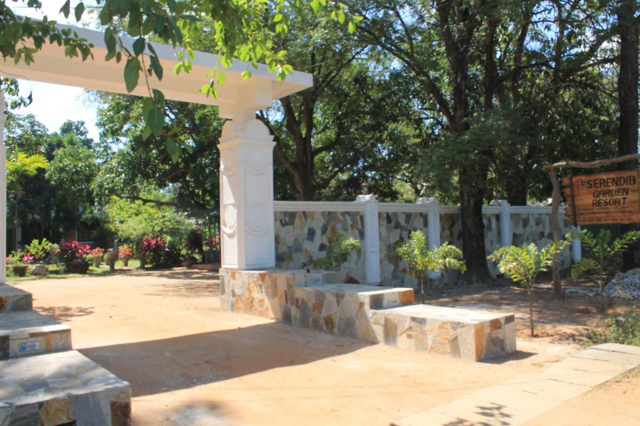 Serendib Garden Resort Habarana Bagian luar foto